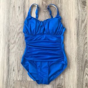 🏝NWOT SHORE SHAPES SWIMWEAR